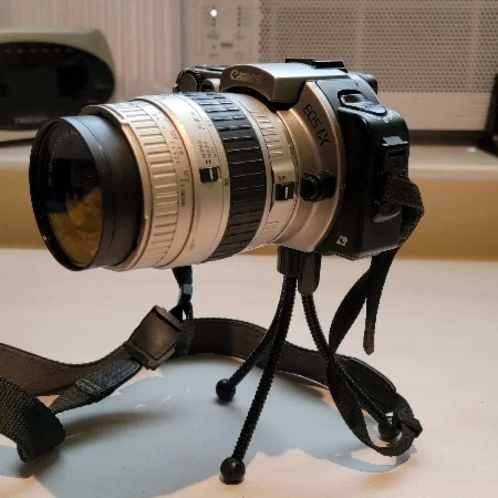 Canon EOS IX Camera With Aspherical Lens Case and tripod